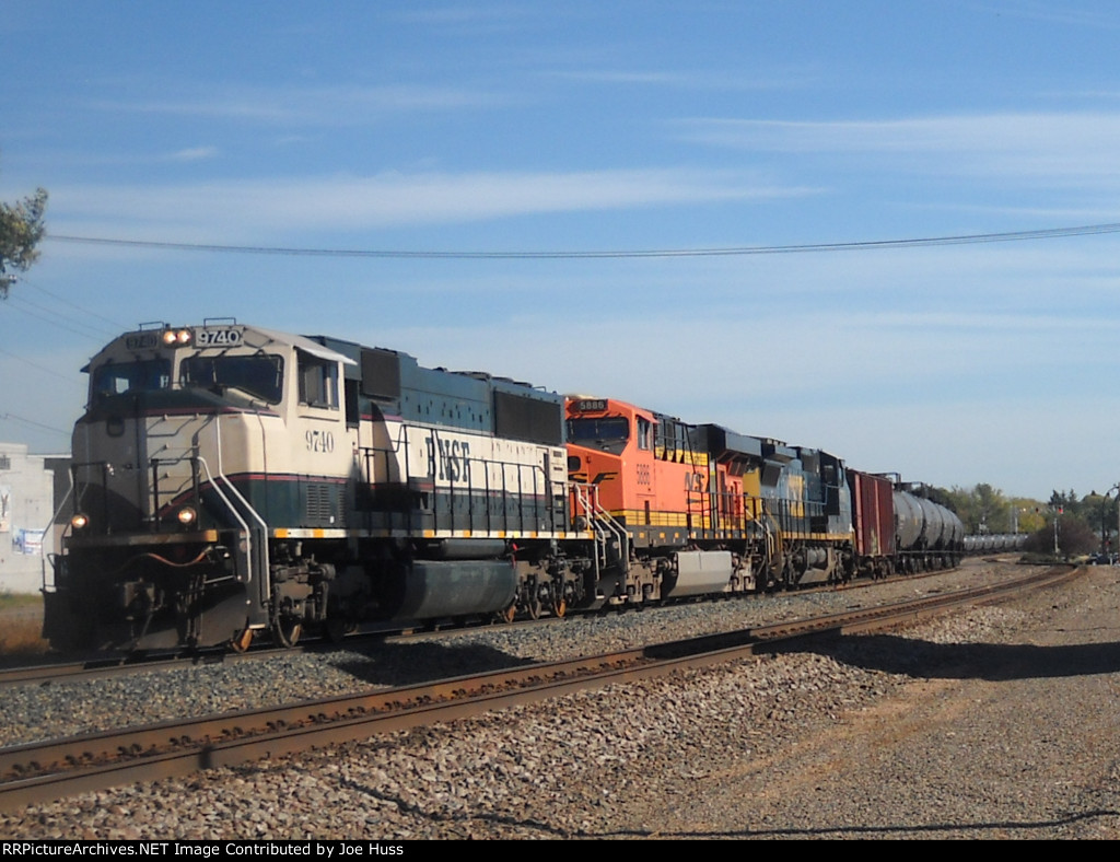 BNSF 714 West